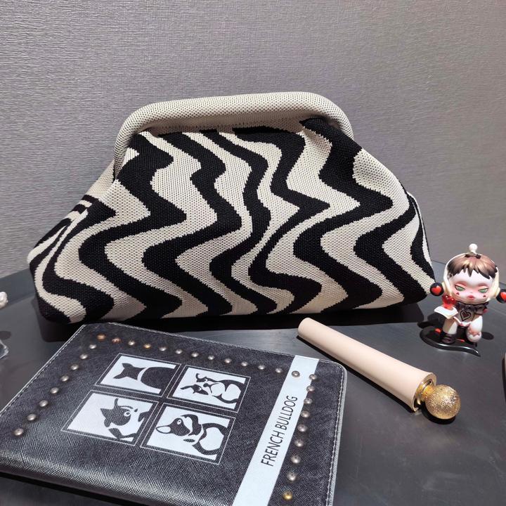 Produktbild Only-Bags.Store Gestrickte Polyester Kosmetiktasche, grosse Kapazität Streifenmuster, lässig vielseitig Zip Tasche