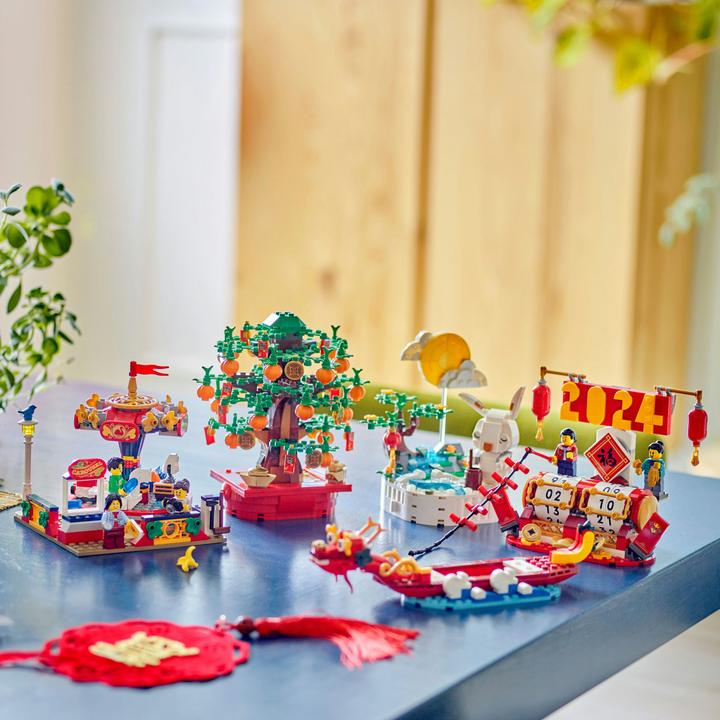 Produktbild LEGO Feiertagskalender (40678, LEGO Saisonale Sets)