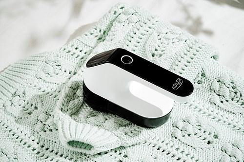 Immagine prodotto Adler | Rimuovi pelucchi LCD | AD 9618 | Bianco/Nero | Batteria ricaricabile