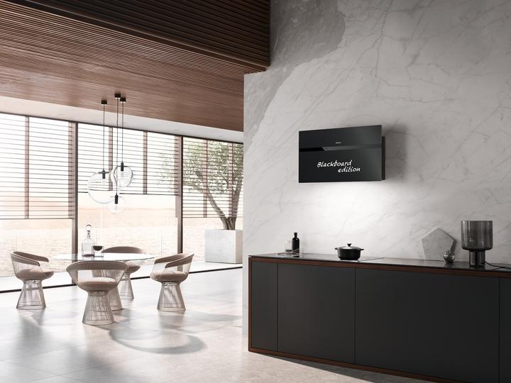 Produktbild Miele DA 9299 W Screen blbo (Wandhaube)