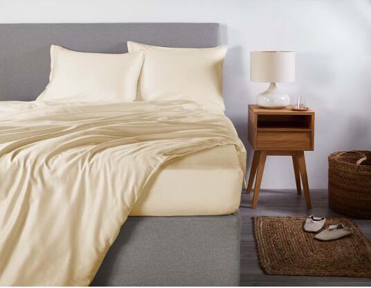Actual product image Living Home Uni Satin 100 (Pillowcase, 65 x 100 cm)