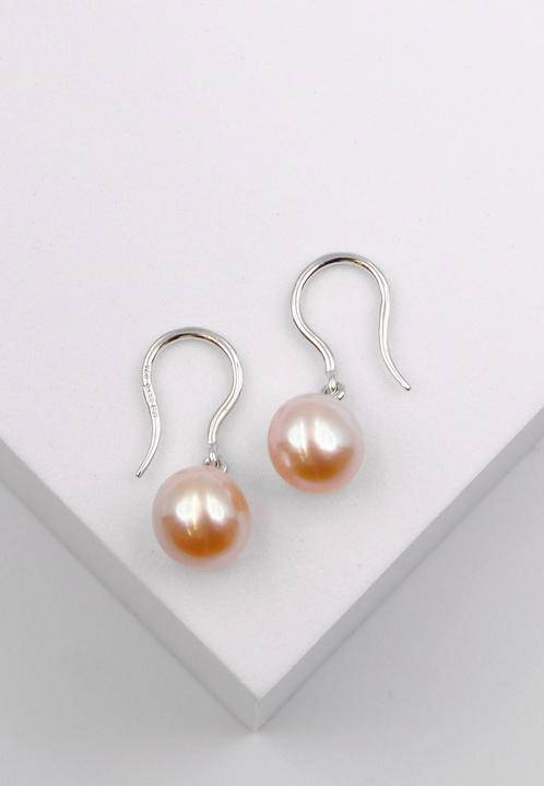 Actual product image Muau Earrings (750/18 K Gold)