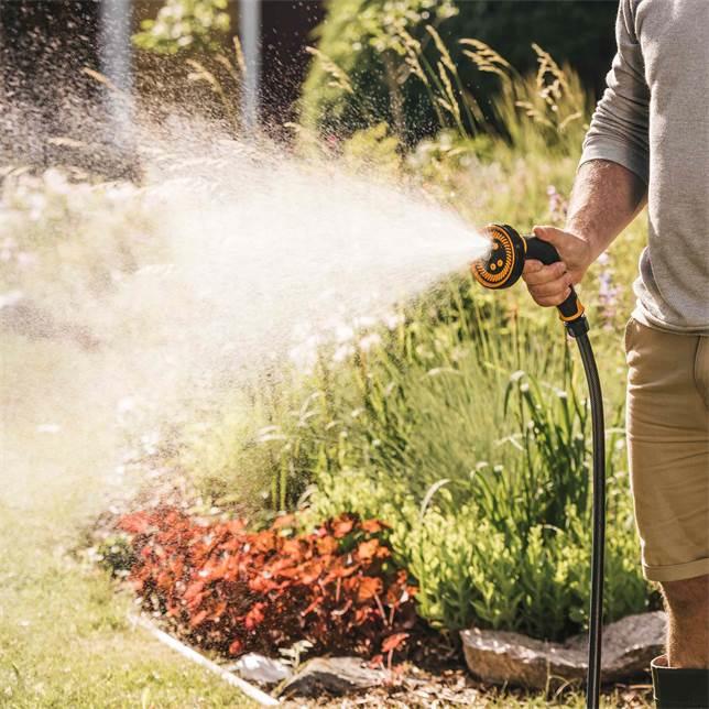 Actual product image Fiskars Garden hose nozzle with 5 functions