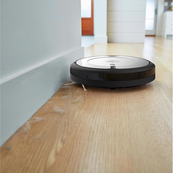 Actual product image iRobot Roomba 694