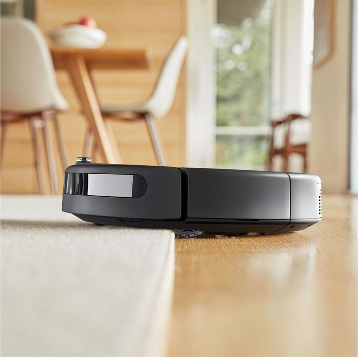 Actual product image iRobot Roomba 694