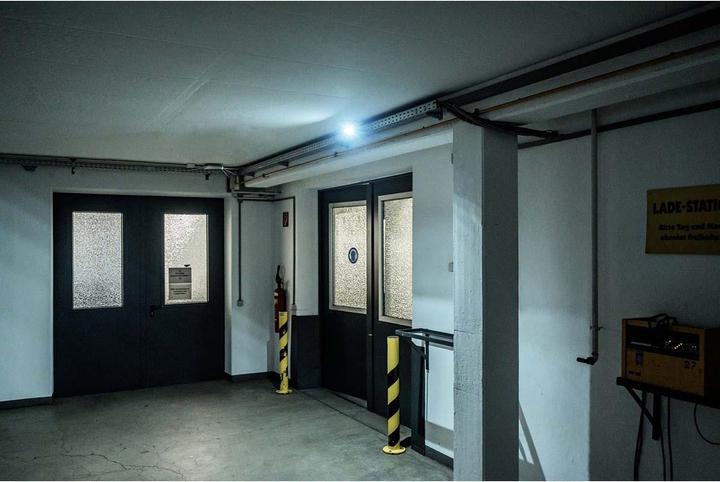 Produktbild Brennenstuhl LED Strahler JARO 1060, 1150lm, 10W, IP65 (1150 lm)
