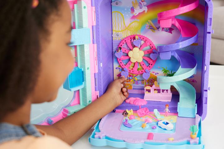 Actual product image Polly Pocket Holiday in a rolling suitcase