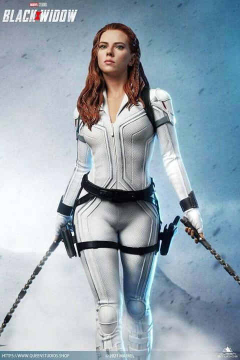Image du produit Queen Studios Black Widow "Black Widow - Snow Suit Edition" Statue 1/4