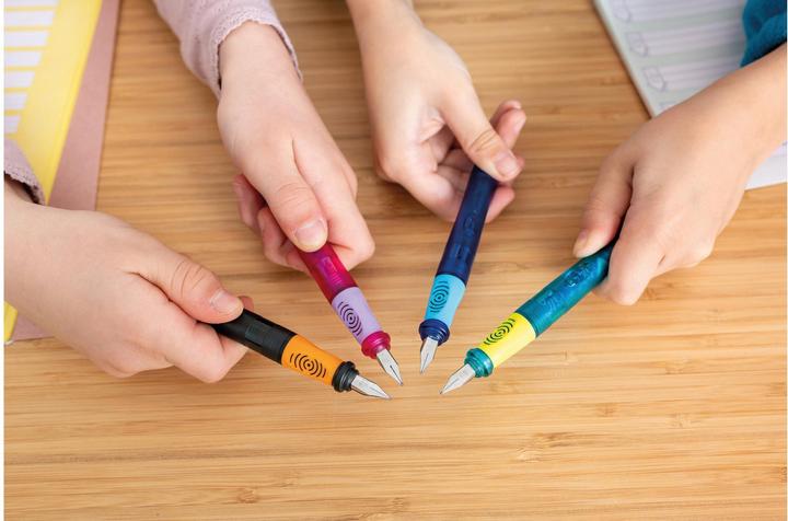 Actual product image Pelikan o Junior typist fulfilment. Right h. Turquoise.A (Turquoise, 1 x)