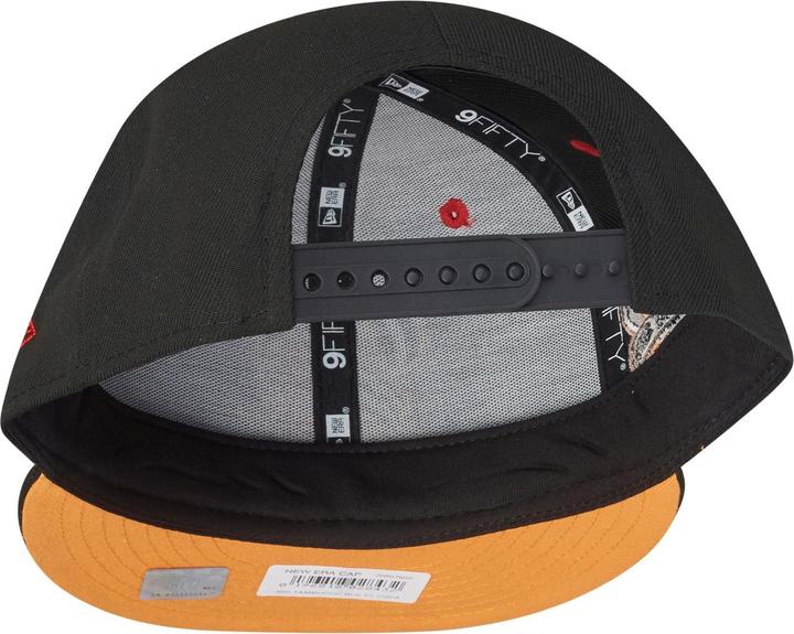 Produktbild New Era 9Fifty Retro Tampa Bay Buccaneers (One Size)