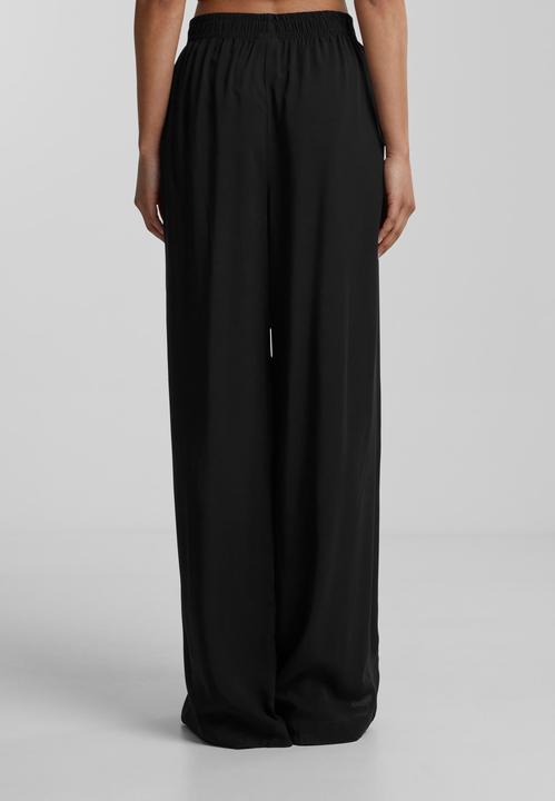 Immagine prodotto Urban Classics Pantaloni a gamba larga in viscosa da donna - 70747 (4XL)