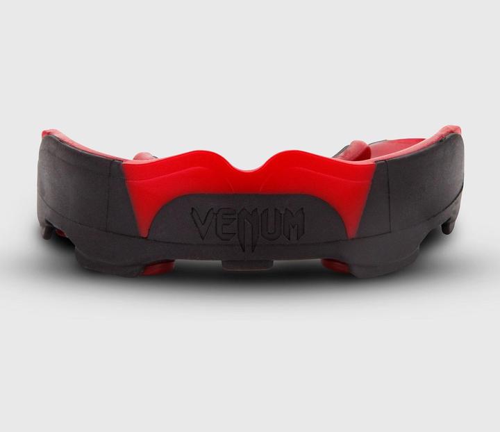 Actual product image Venum Predator Mouthguard-Black/Red (One size)