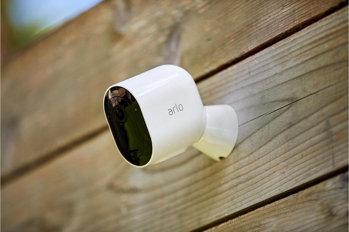 Image du produit Arlo Pro 4 Spotlight, pack de 1 caméra blanc (2688 x 1520 pixels)