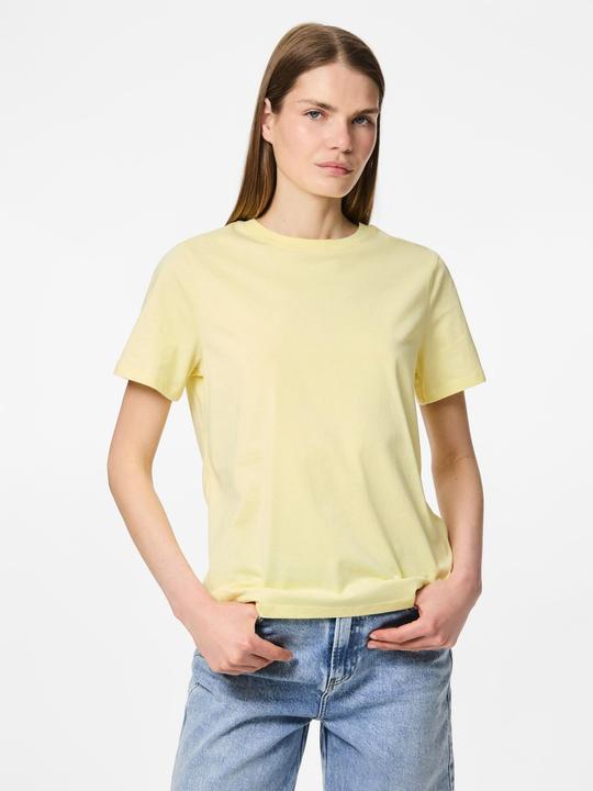Actual product image Pieces Pcria Ss Solid Tee Jrs Noos Bc (L)