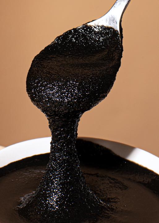 Produktbild KoRo Bio Sesammus aus gemahlenen schwarzen, ungeschälten Sesamsamen (3000 g)