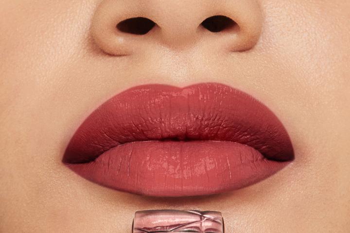 Actual product image Dior Rouge Satin 720 Int24 (720)
