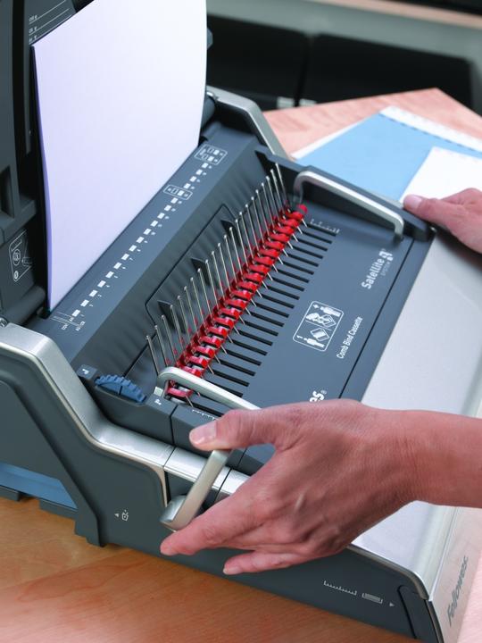 Actual product image Fellowes Galaxy-E 500 (Comb binding)
