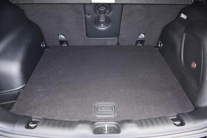 Actual product image ProPlus Boot Pan for Jeep Compass from 2017 until today