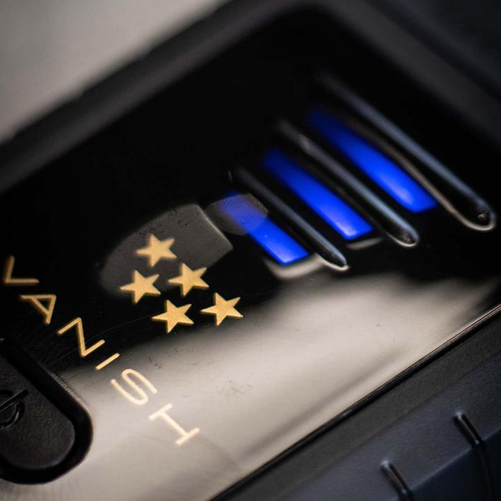Actual product image Wahl Vanish razor