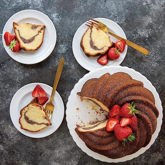 Image du produit Nordic Ware Moule à pâtisserie Swirl Bundt (24 cm)