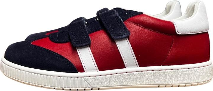 Titanitos sneakers u750 player v