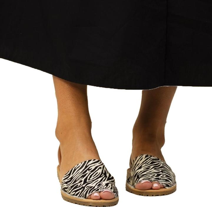 Produktbild Lunar Sandalen Azura Zebramuster Leder (36)