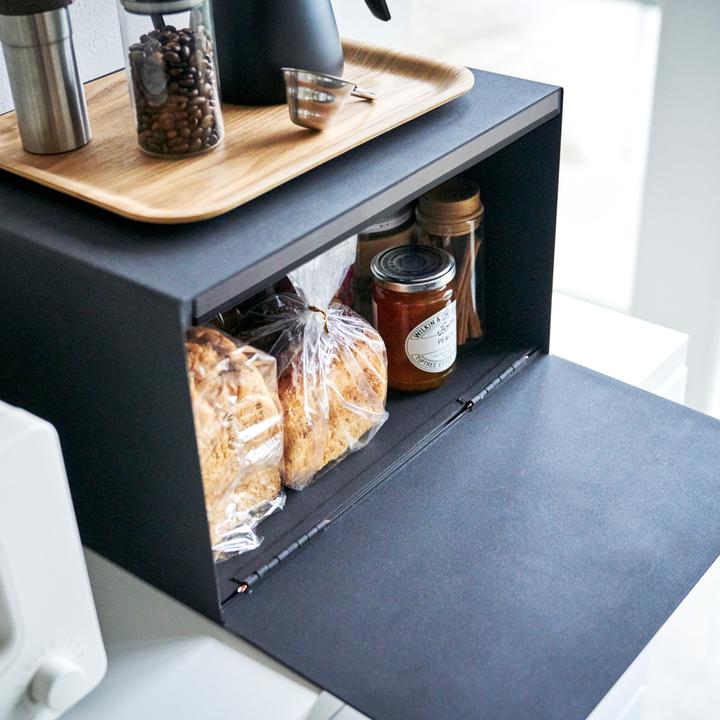 Actual product image Yamazaki Brotkasten