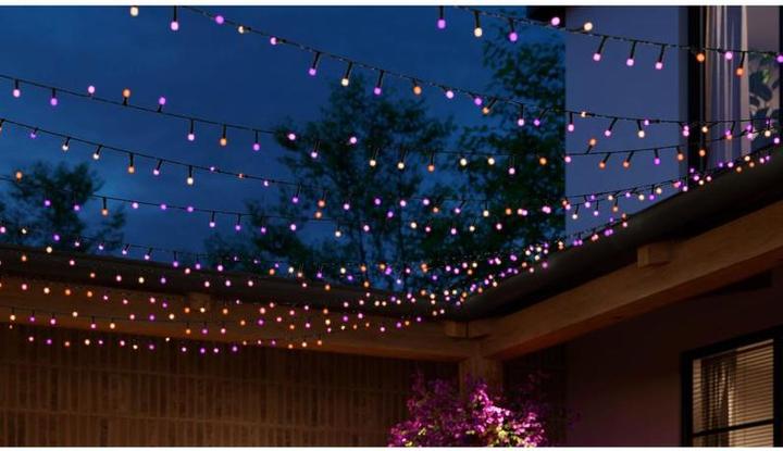 Actual product image Philips Hue Festavia (Swiss plug) (40 m)