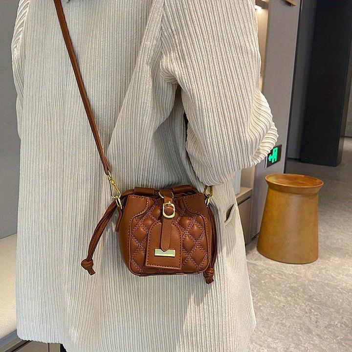 Immagine prodotto Only-Bags.Store Schicke Mini Crossbody Bucket Bag - Kollektion Frühjahr/Sommer 2024, luxuriöse Textur