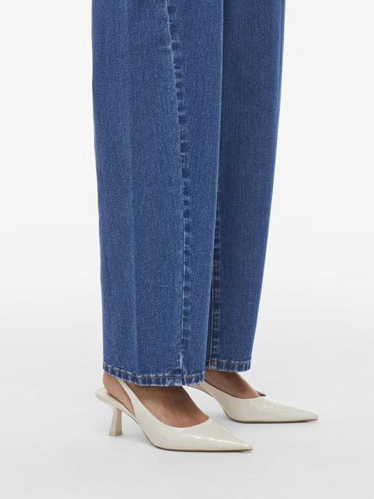 Actual product image Vila Regular Waist Jeans (40)