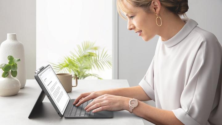 Actual product image Logitech Combo Touch (Eng. Int., iPad 2019 (7th gene), iPad 2020 (8. Gen), iPad 2021 (9th Gen))