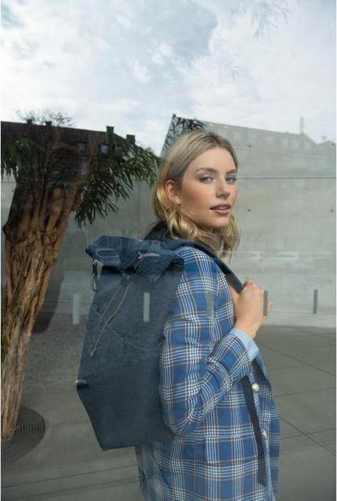 Produktbild reisenthel Freizeitrucksack Rolltop backpack Herringbone Dark Blue (22 l)