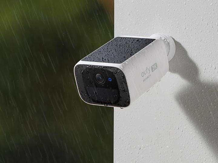 Actual product image eufy S220 SoloCam (2560 x 1440 Pixels)