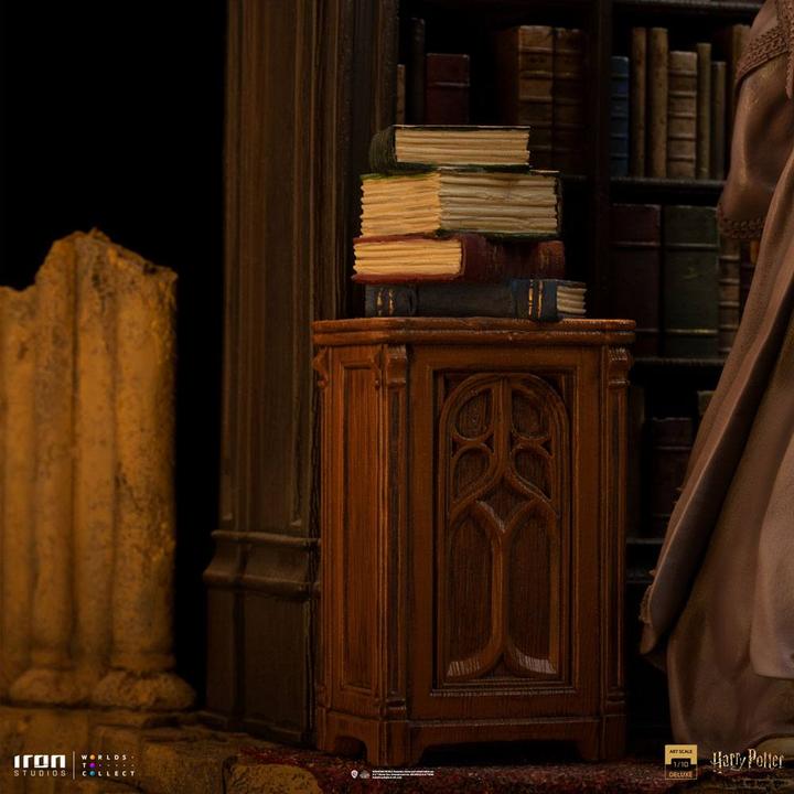 Actual product image Iron Studios Harry Potter Deluxe Art Scale Statue 1/10 Albus Dumbledore 30 cm