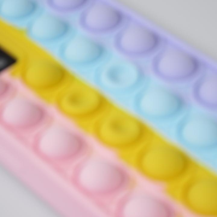 Produktbild PhoneLook Hülle Silikon Luftblasen Anti-Stress Regenbogen (Samsung Galaxy A51)