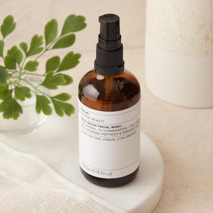 Actual product image Evolve Daily Detox Facial Wash (Wash cream, 100 ml)