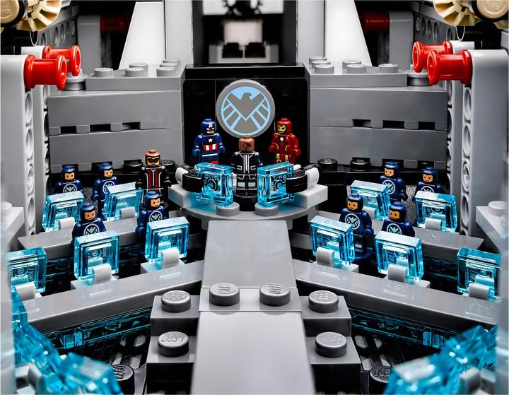 Immagine prodotto LEGO L'elivelivolo Scudo (76042, LEGO Marvel, Set LEGO rari)