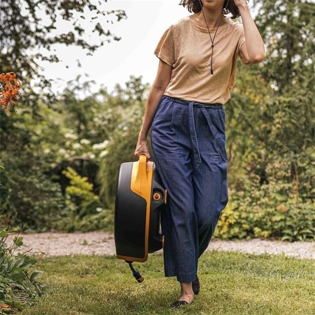 Actual product image Fiskars Automatic XL + Dovana CF (20 m)