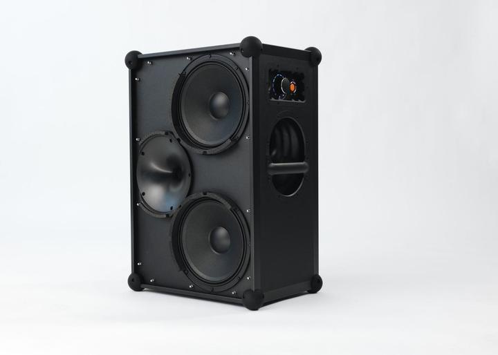 Produktbild Soundboks 4 (40 h, Batteriebetrieb, Akkubetrieb, Stromversorgung über USB)