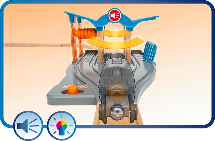 Actual product image Brio Car wash with workshop