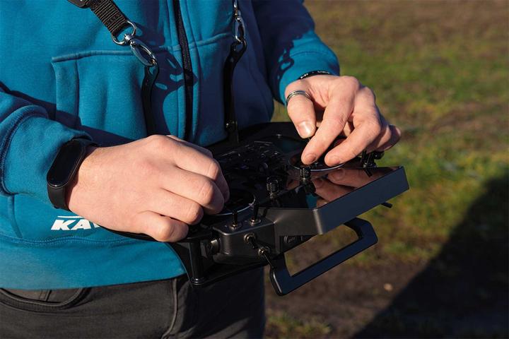 Actual product image Kavan V20 Senderpult - Schwarz