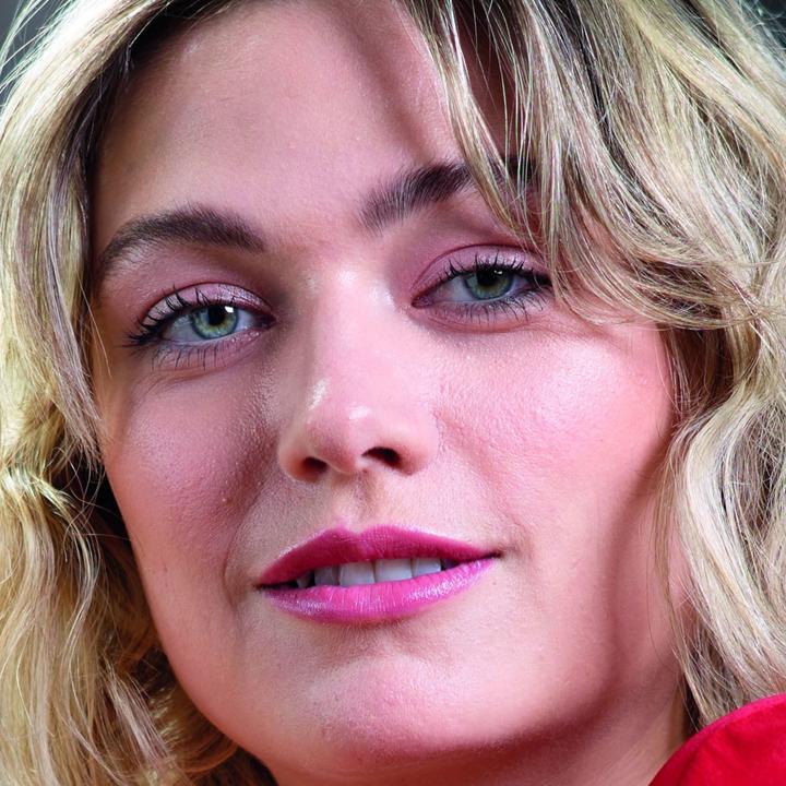 Immagine prodotto Rimmel London Perfezione dell'abbinamento SPF20 (102 Nudo leggero)