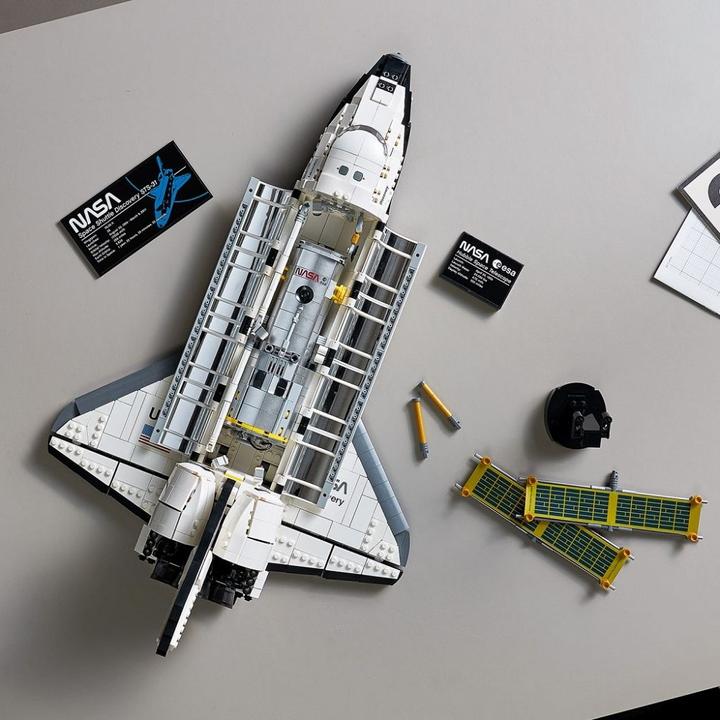 Image du produit LEGO Navette spatiale Discovery de la NASA (10283, LEGO difficiles à trouver)