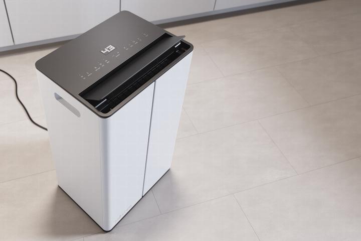 Actual product image Stadler Form Lukas Pro WiFi (175 m², 50 l/24h)