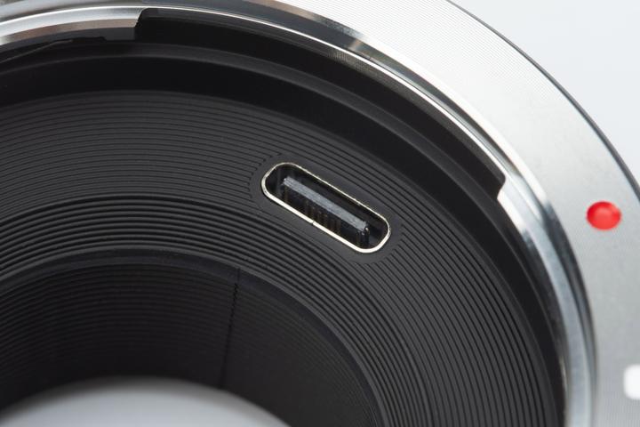 Actual product image Viltrox EF-FX1 Pro lens adapter