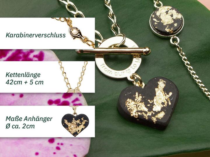 Actual product image C. Jungle Necklace with heart pendant JASMINA3 Handmade sterling silver with 14 carat gold plating (Recycled 925 sterling silver, 14 carat gold-plated, Ultra high-strength concrete)