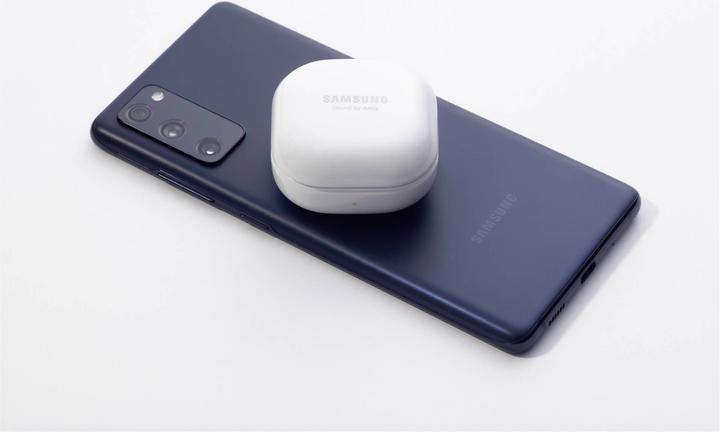 Produktbild Samsung Galaxy S20 FE 5G EU (128 GB, Cloud Navy, 6.50", Hybrid Dual SIM, 12 Mpx, 5G)