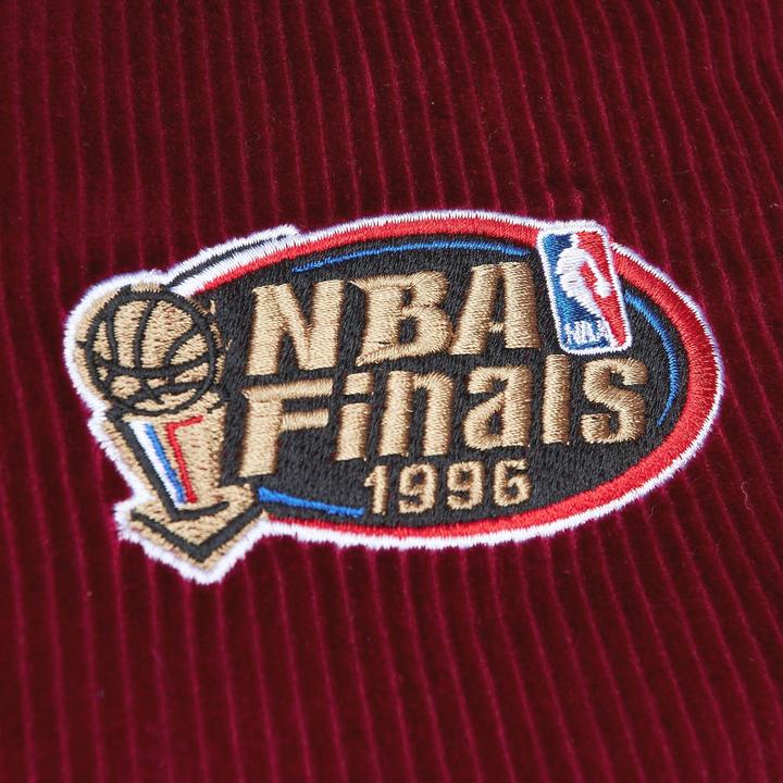 Produktbild Mitchell & Ness M&N Varsity Kord Sherpa College Jacke - Chicago Bulls - L (L)