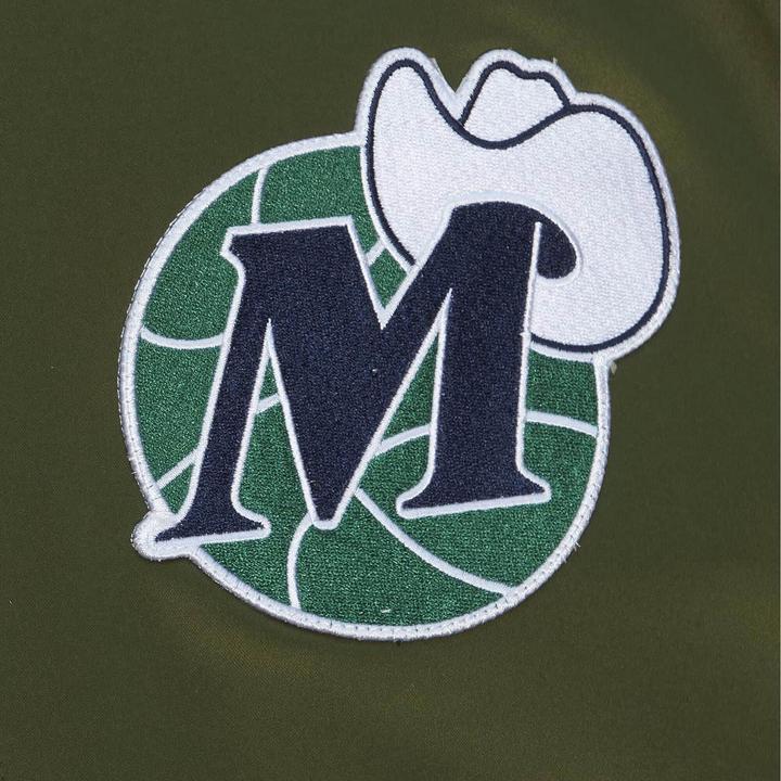 Produktbild Mitchell & Ness M&N Satin Bomber Jacke - FLIGHT Dallas Mavericks - XL (XL)