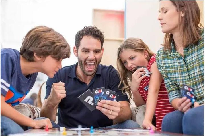 Actual product image Hasbro Gaming Cluedo (German)